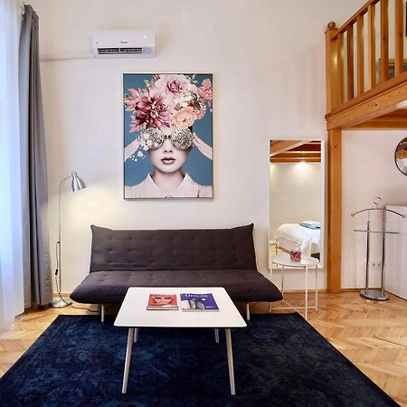 Christie'S Downtown Apartment Budapest Exterior foto